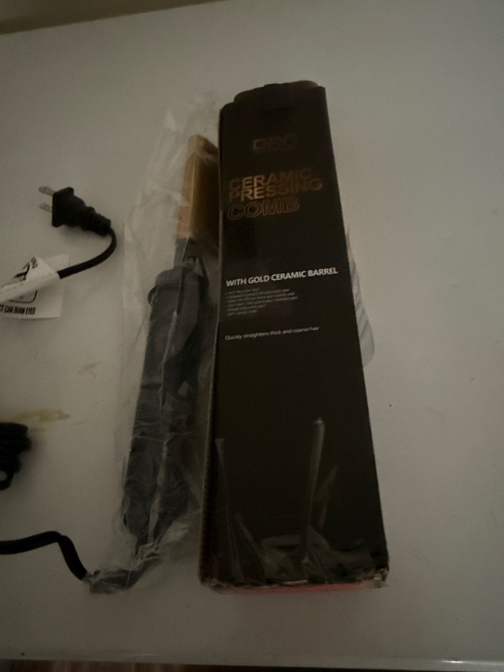 Ceramic Pressing Comb With Gold Ceramic Barrel - Black